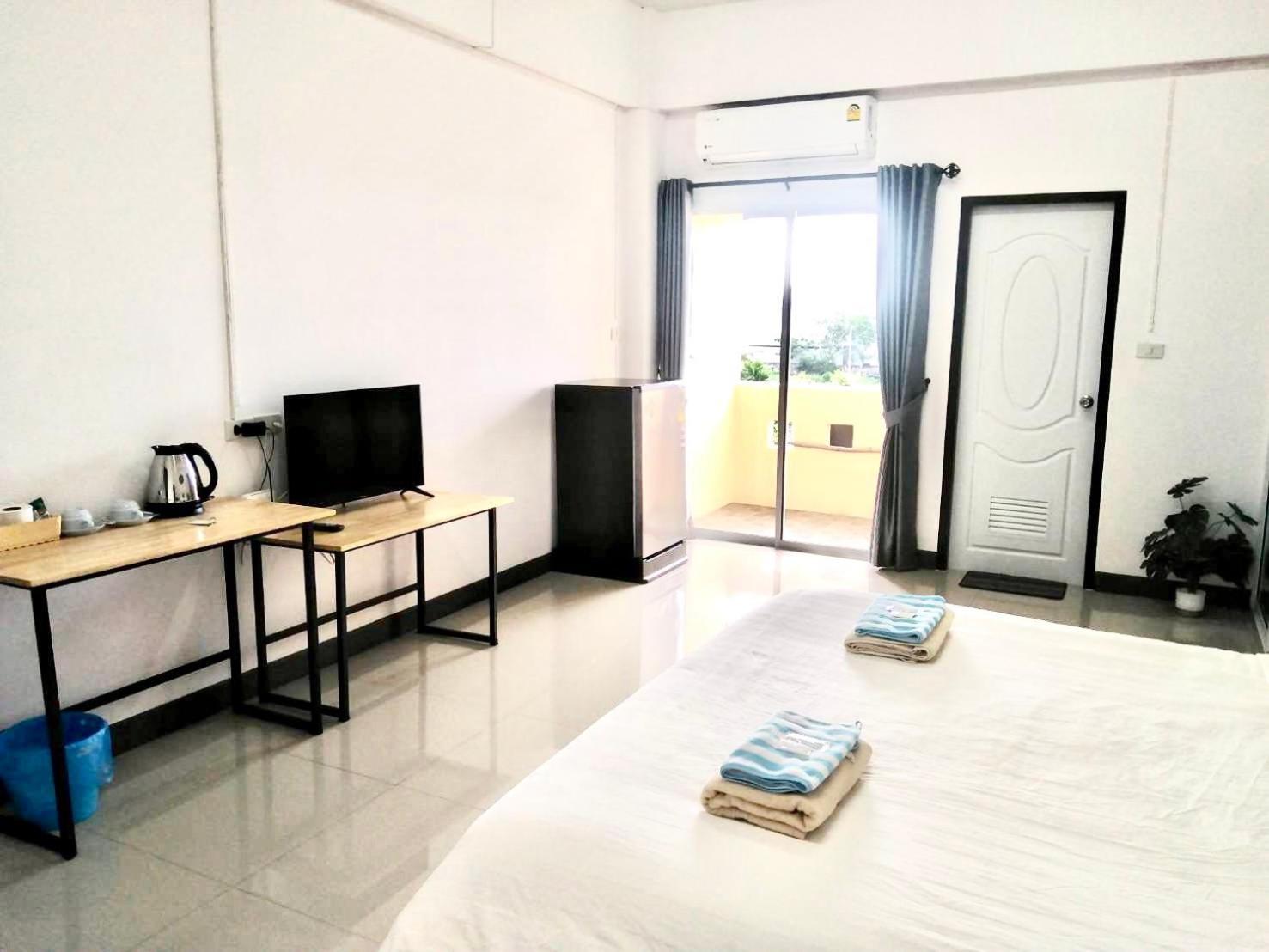 My Home Hotel - Phutthamonthon 4 Road, Near Mahidol University Salaya Ban Krathum Lom Экстерьер фото